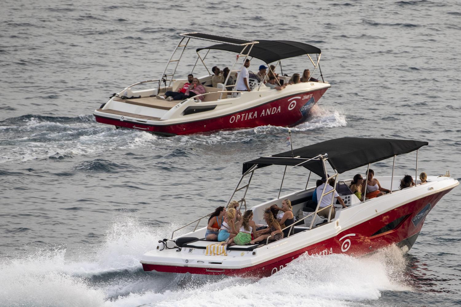 Tour en grupo pequeño a la Cueva Azul, Vis y Hvar de isla en isla - Imagen 4