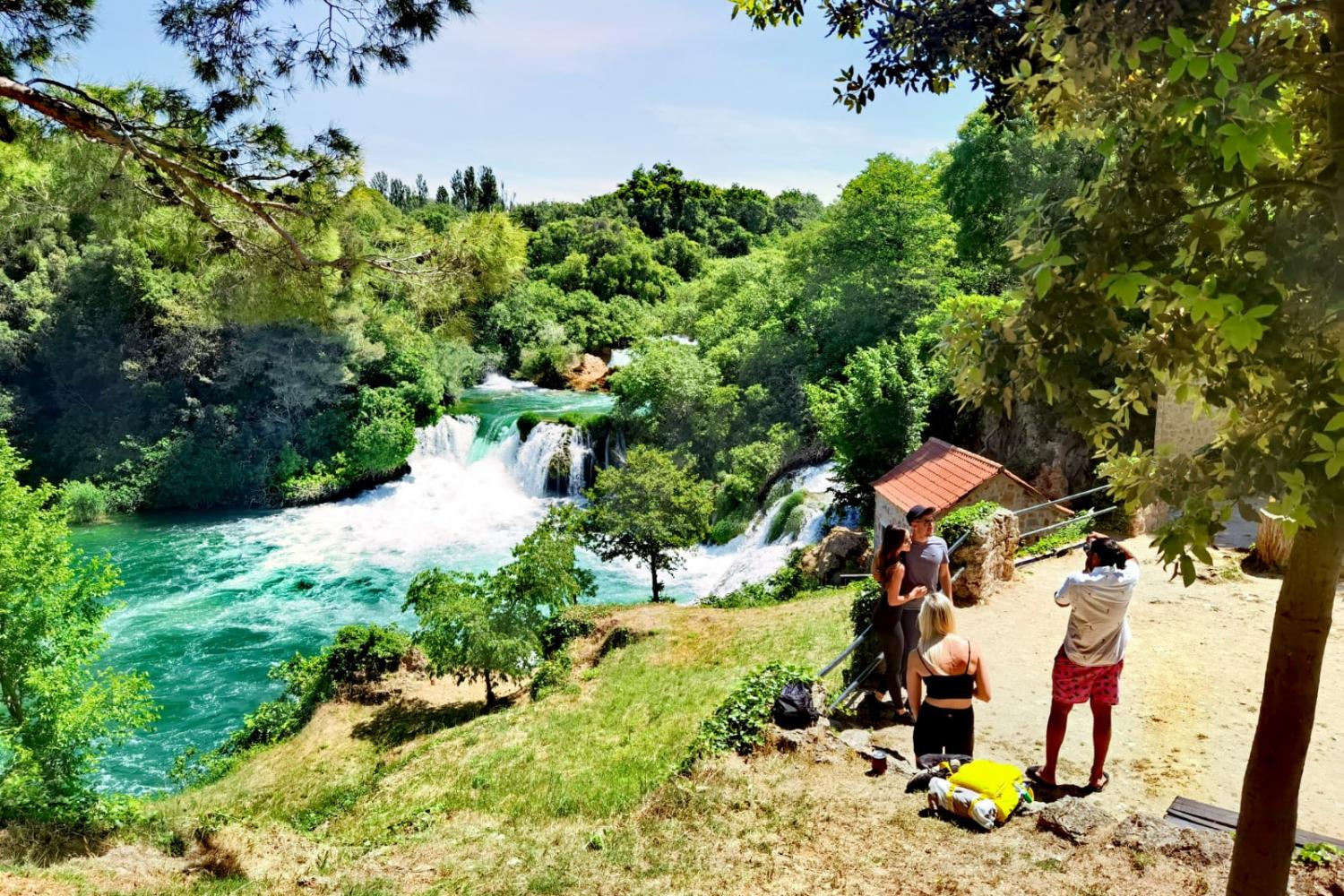 Visita al Parque Nacional Krka con guía local y cata de vinos desde Split - Imagen 3