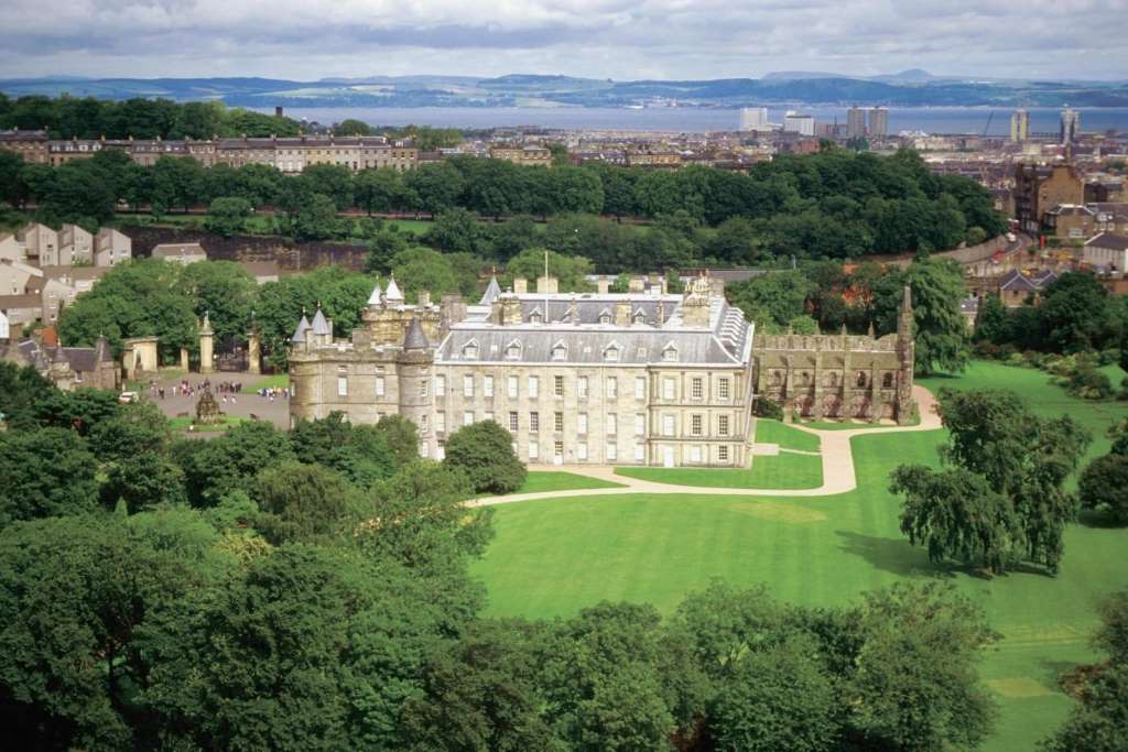 Tour a Edimburgo con bus turístico y Castillo de Edimburgo - Imagen 4