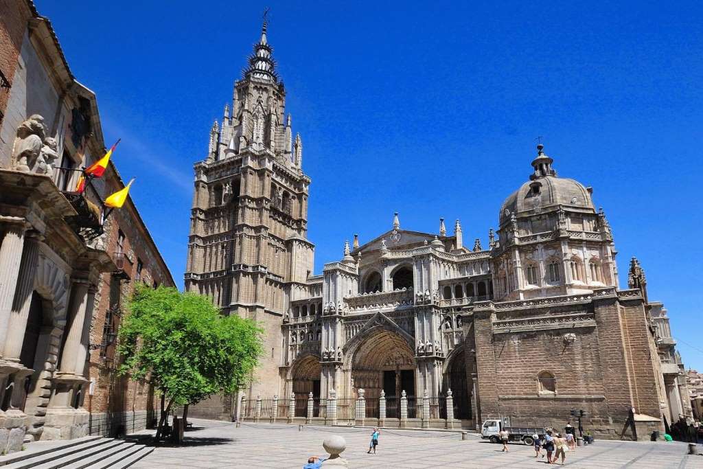 Toledo con Catedral - Día Completo desde Madrid - Imagen 2