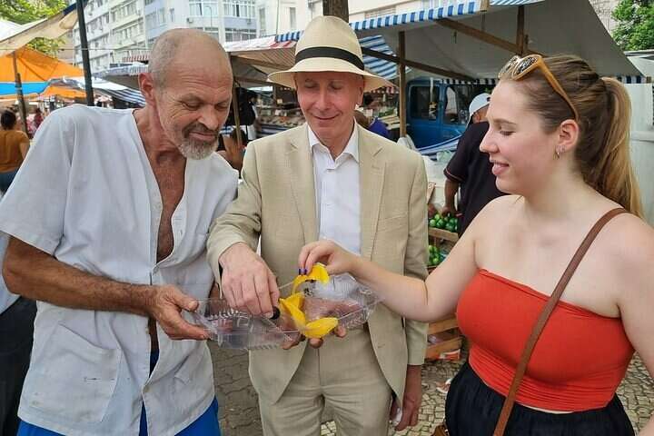 Tour de degustación de frutas tropicales y exóticas en los mercados de Panamá - Imagen 3