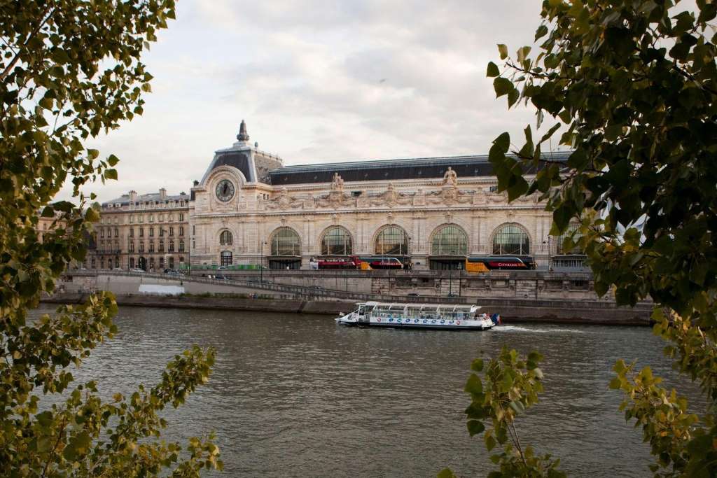 Pase a Museos de Paris por 2 días - Museo Orsay, Louvre, Centro Pompidou, Castillo de Versalles y mucho más! - Imagen 2