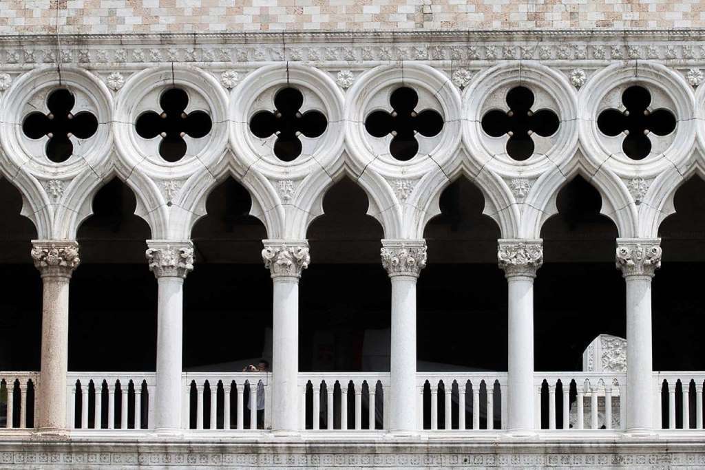 Paseo en góndola y Palacio Ducal - Imagen 1