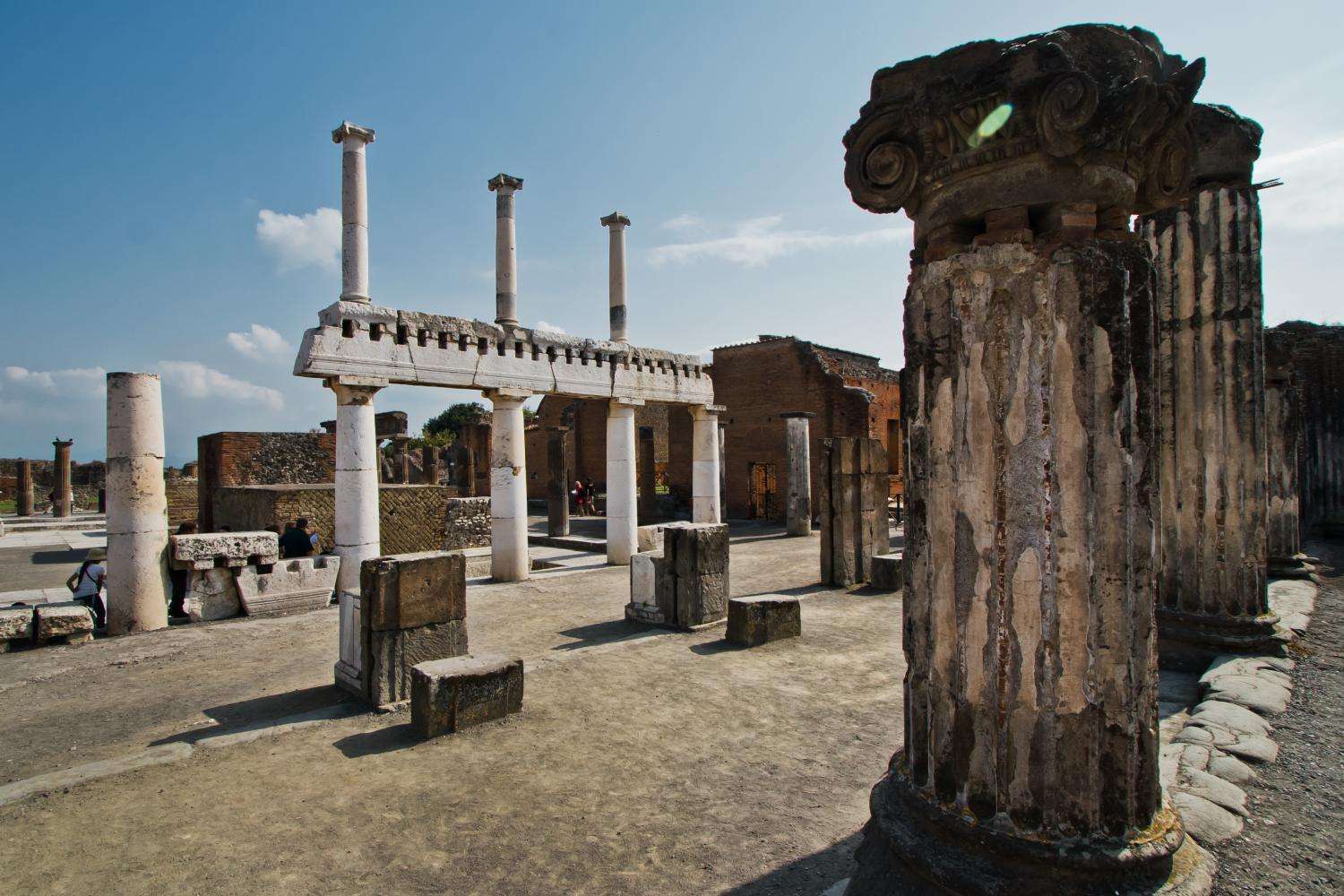 Visita guiada a Pompeya con acceso prioritario desde Nápoles. - Imagen 1