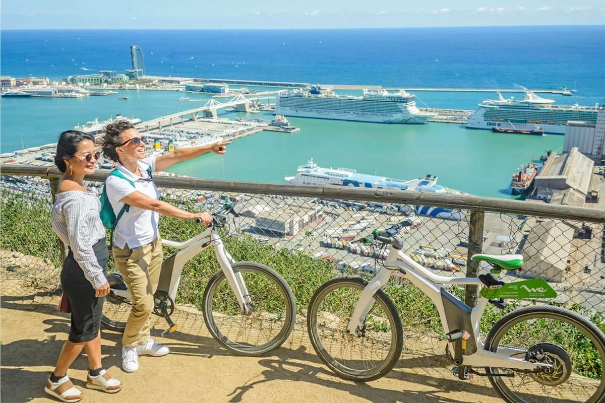 360 Barcelona eBike con entrada al Teleférico de Montjuic y paseo en barco - Imagen 1