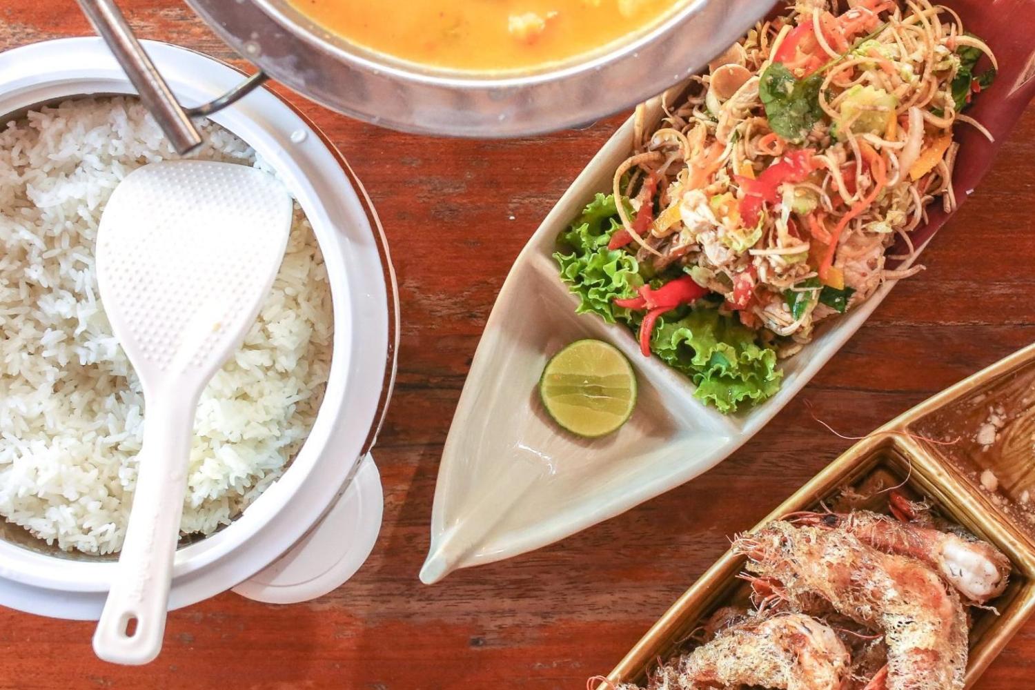 Comida urbana en Phnom Penh - Imagen 1