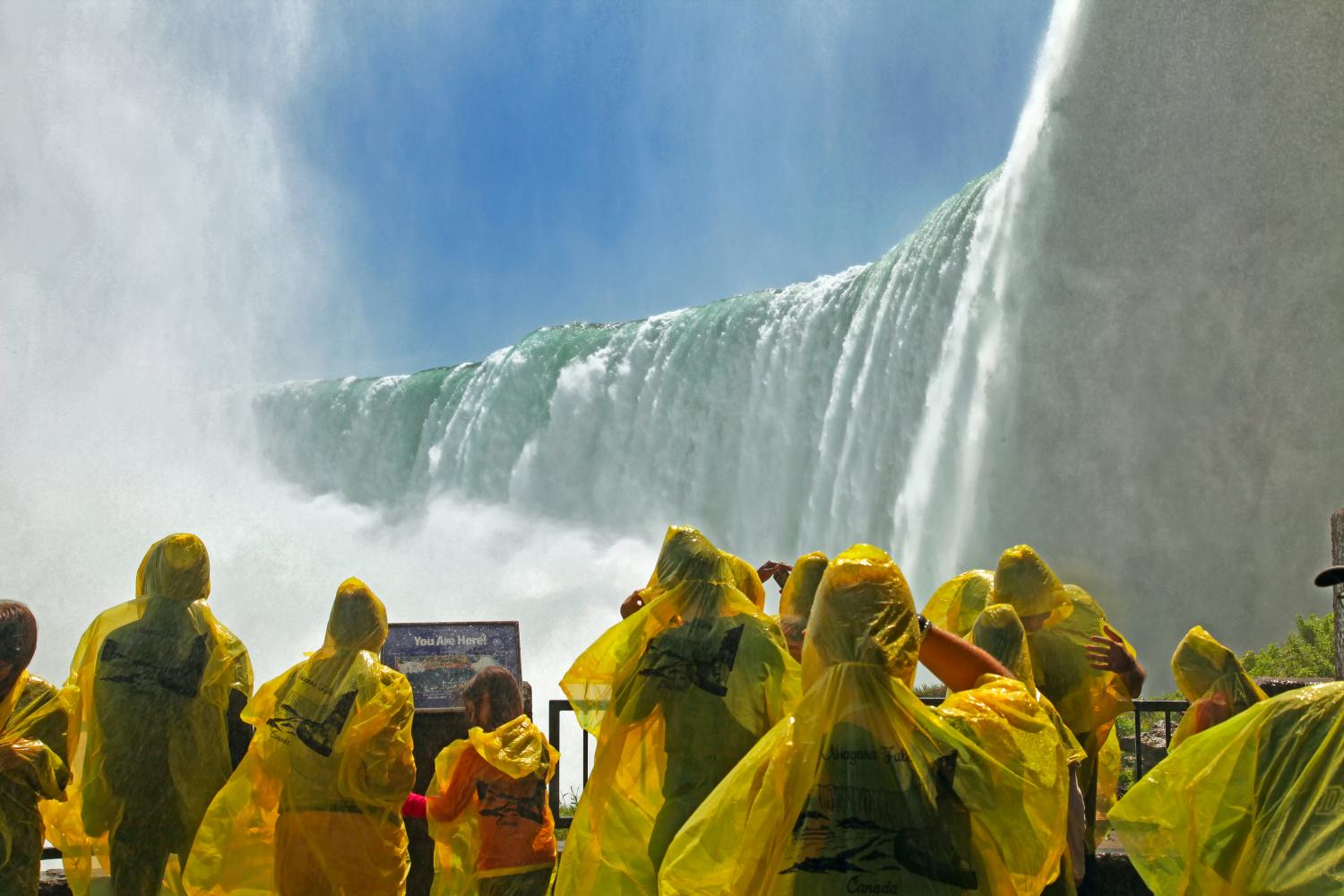 Desde Niágara: Excursión a las Cataratas del Niágara con paseo en barco + opción para visitar detrás de las cataratas. - Imagen 1