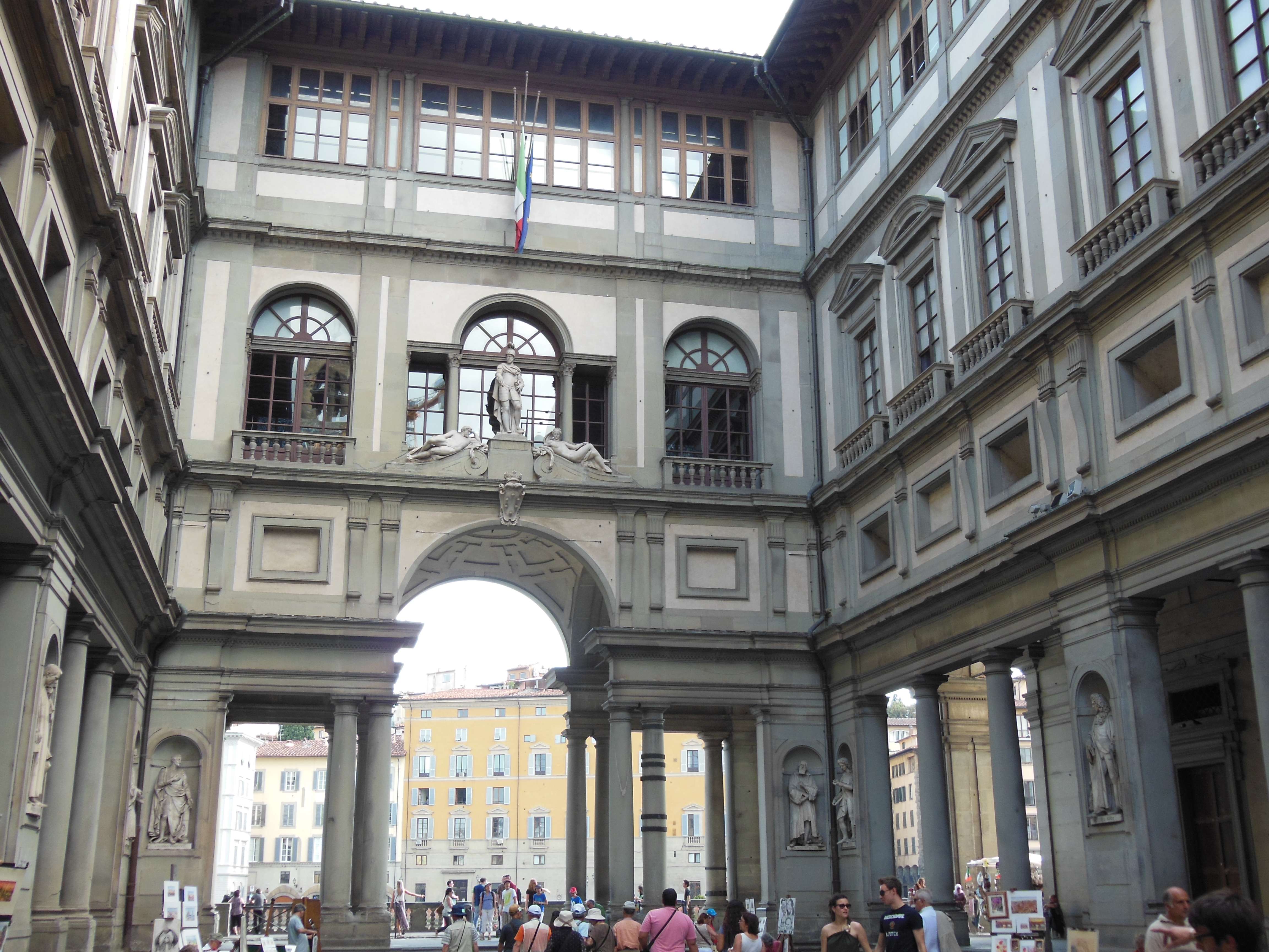 Florencia a pie y Galería Uffizi - Imagen 1