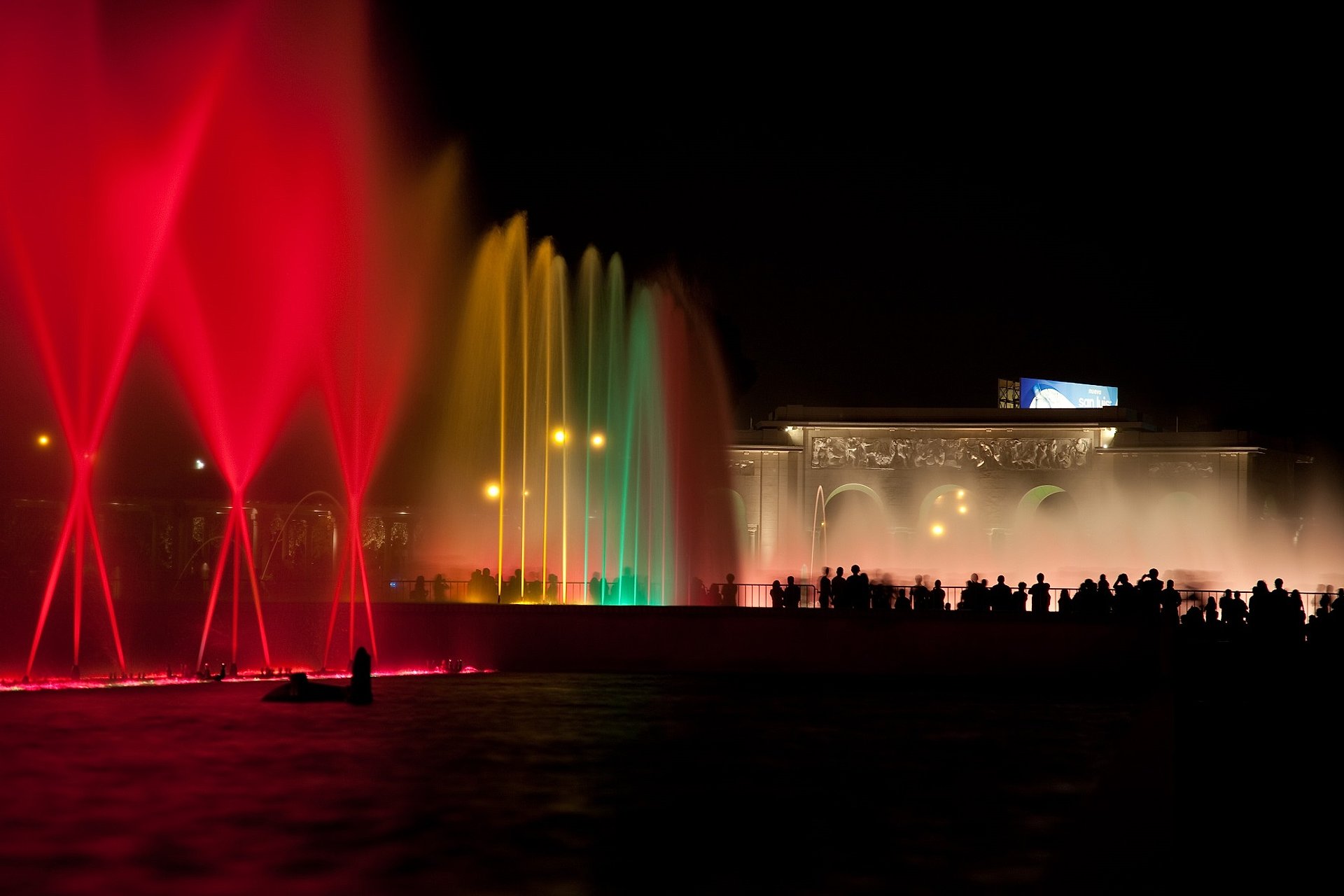 Circuito Mágico del Agua con Cena - Imagen 1