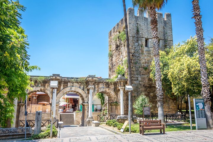 Excursión corta de compras de 4 horas por Antalya - Imagen 1