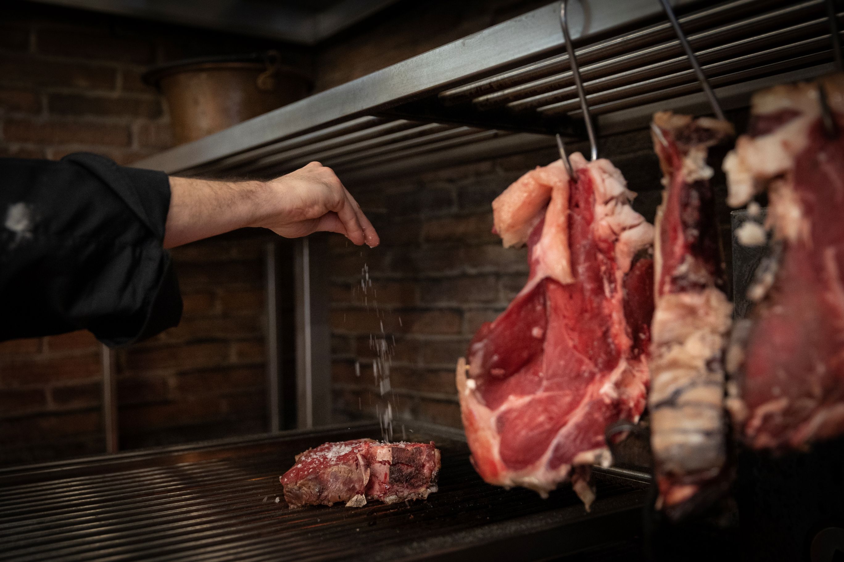 Show de parrilla y cena con 3 cortes - Imagen 1