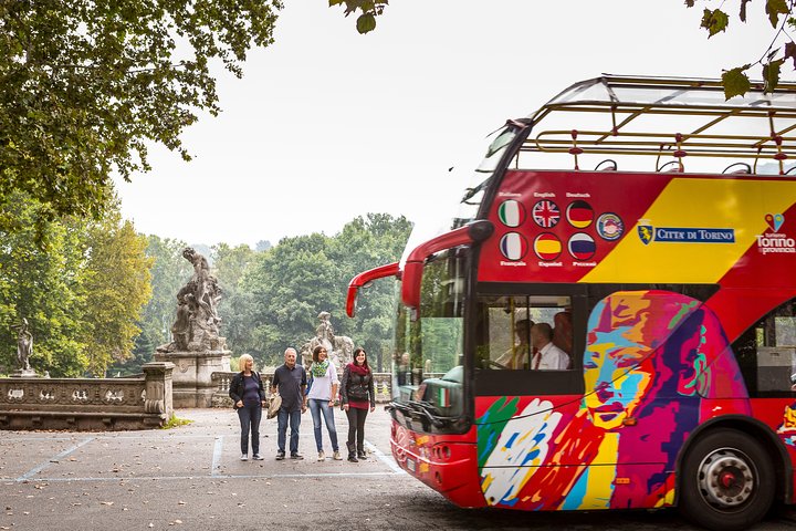 Recorrido en bus por la ciudad de Turín - Imagen 1