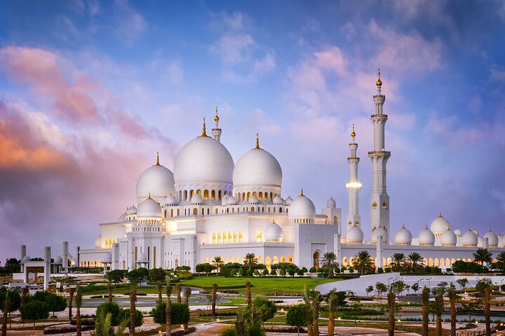 Abu Dhabi: city tour y Gran Mezquita - Imagen 1