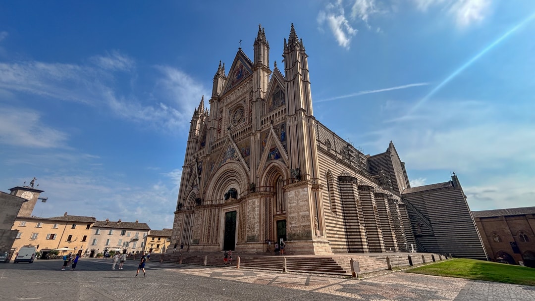 Asís, Orvieto y Civita di Bagnoregio - Imagen 1
