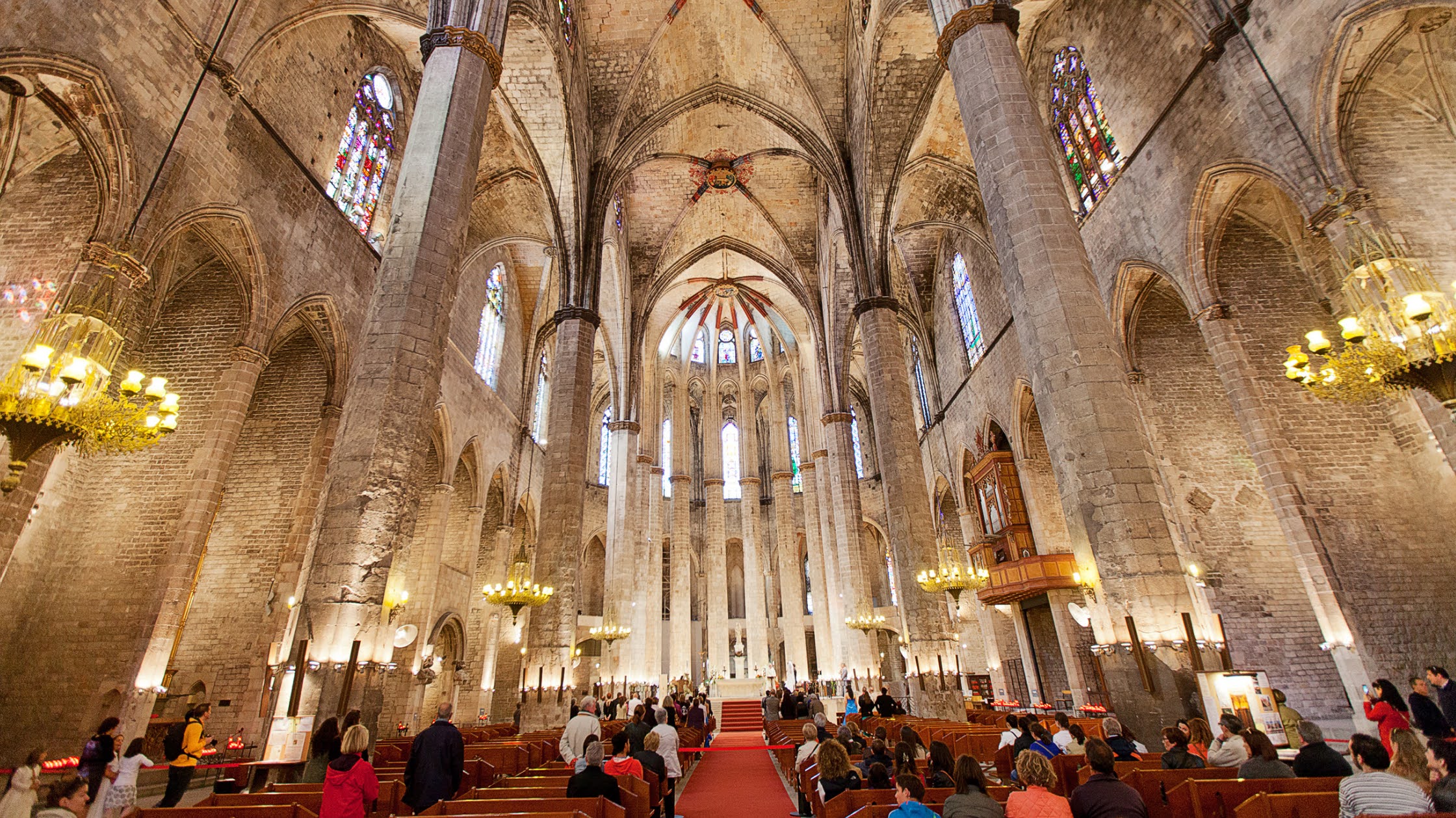 Visita a Santa María del Mar y acceso a la terraza - Imagen 1
