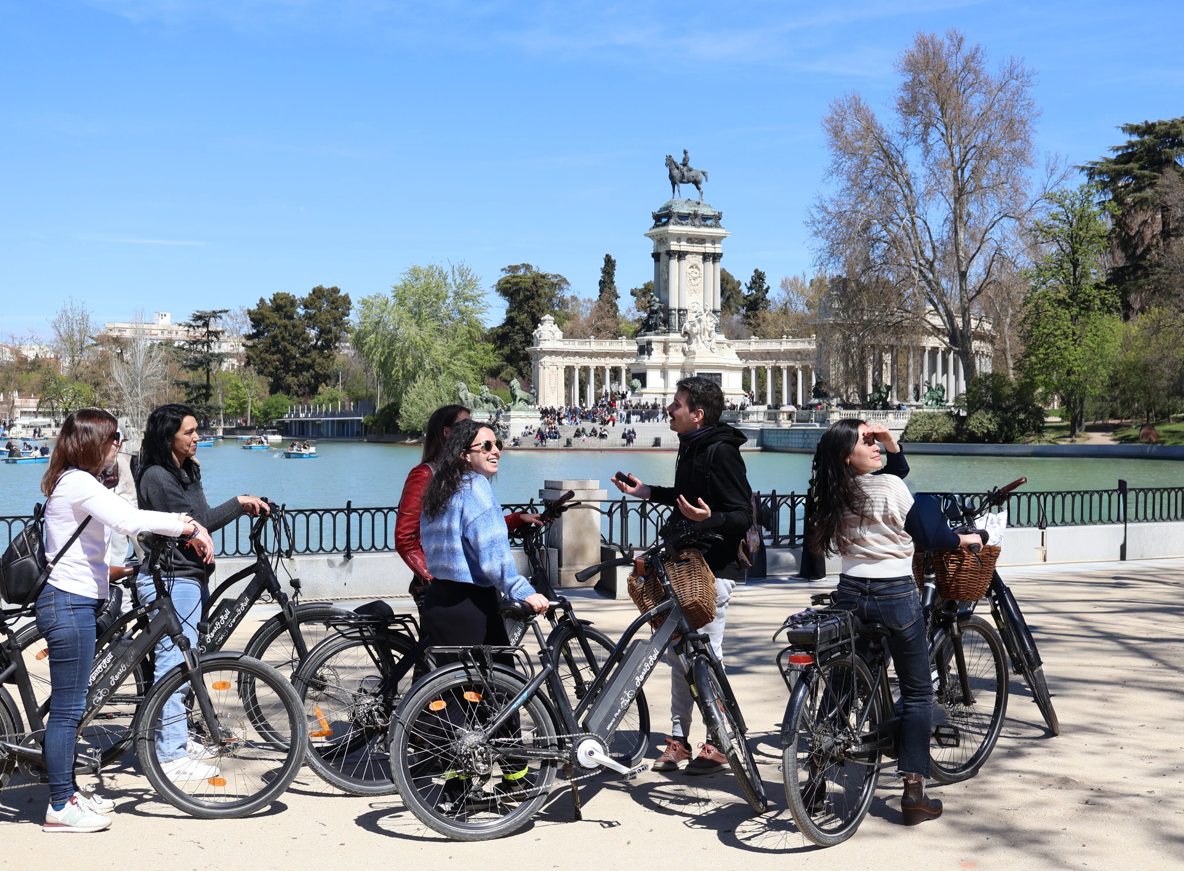 Excursión en bicicleta eléctrica por el Parque del Retiro (grupo reducido) - Imagen 1