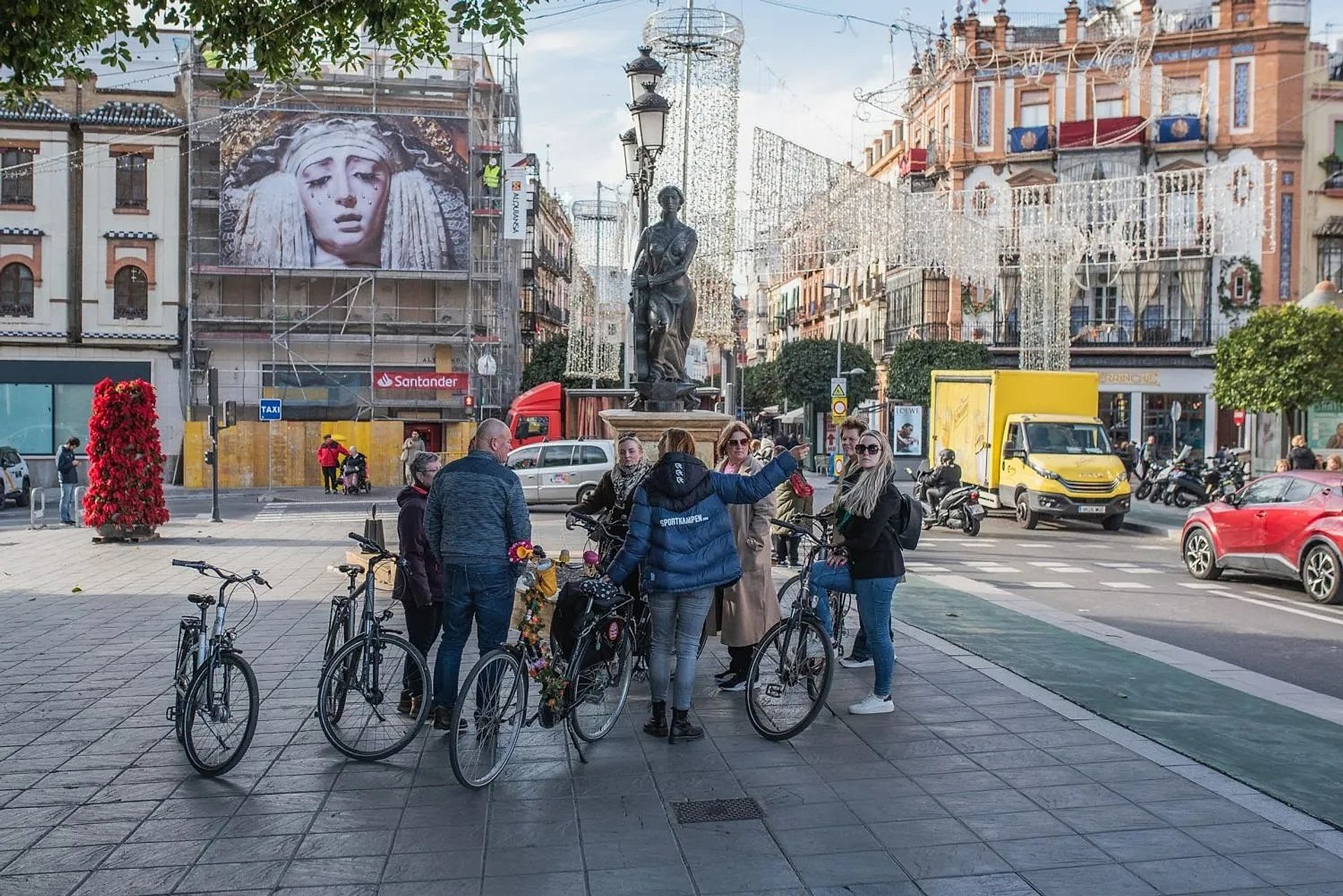 Tour en bicicleta por Sevilla - Imagen 1
