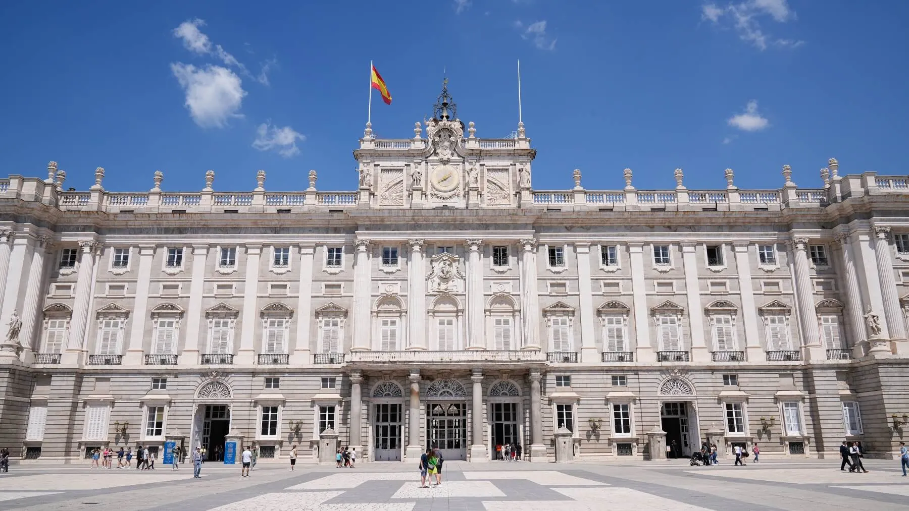 Evite las colas en el Palacio Real y el Museo del Prado - Imagen 1