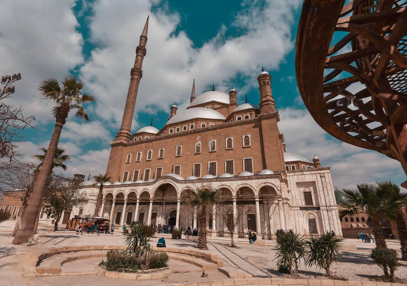 Excursão de um dia inteiro pelo Patrimônio Histórico do Cairo: Cidadela, Cairo Copta e Museu NMEC - Imagen 1