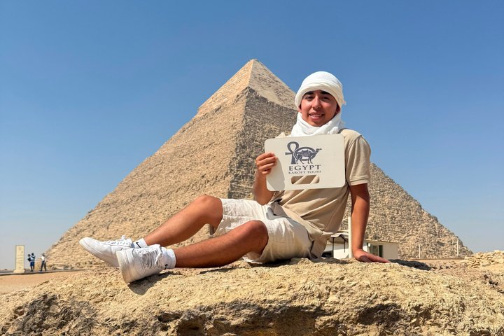 Visita guiada privada às Pirâmides de Gizé, à Esfinge e ao Grande Museu Egípcio. - Imagen 1