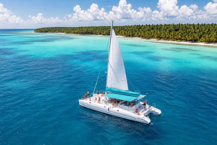 Ilha Saona: Catamarã, almoço e bar - Imagen 1