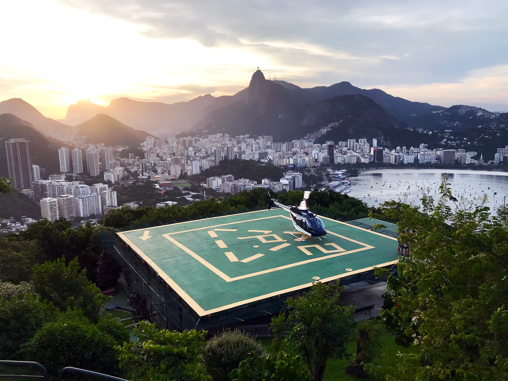 Vuelo Panorámico en Helicóptero - Imagen 1
