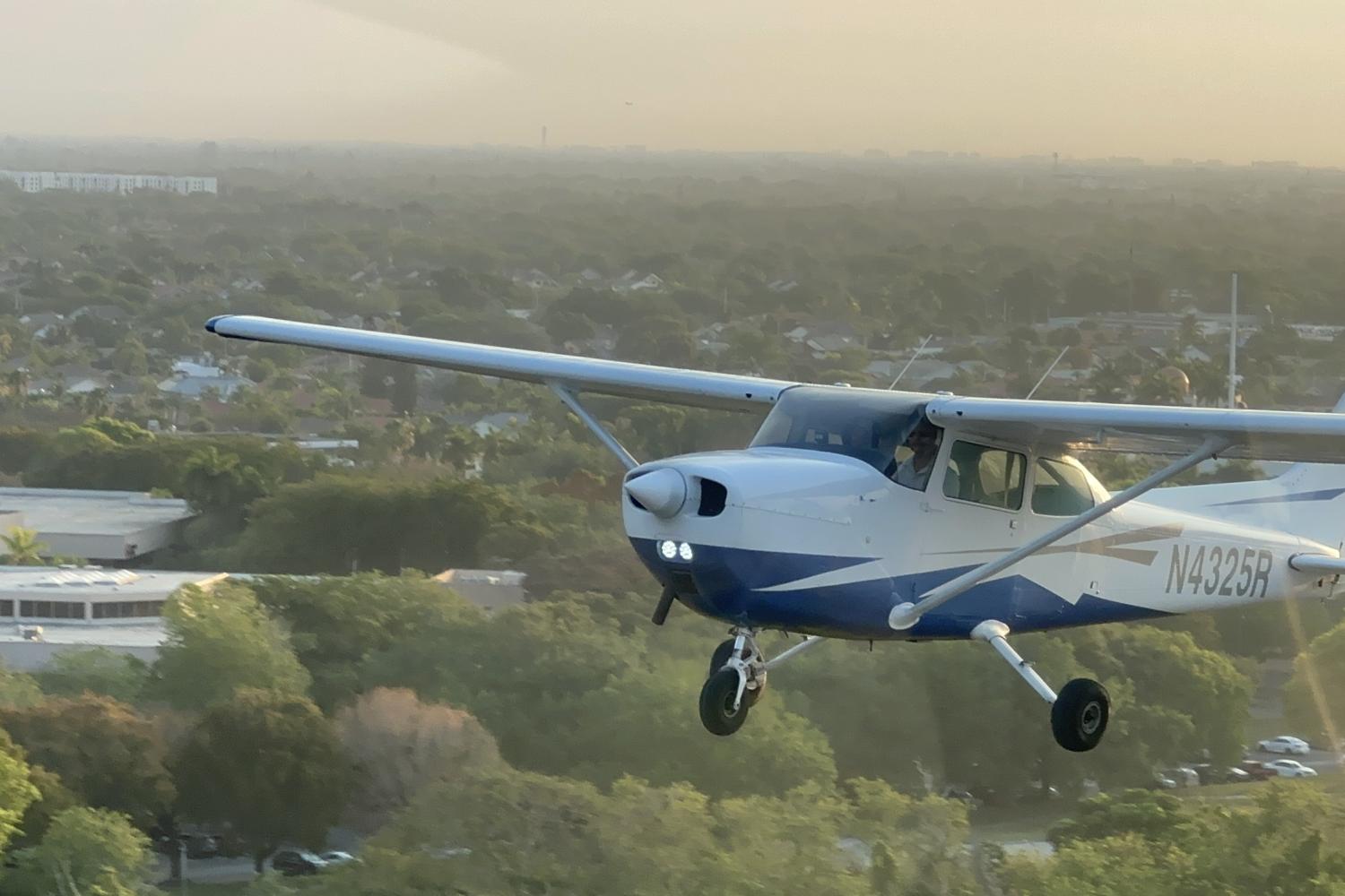 Tour en aeroplano de 30 minutos por el centro de Miami - Imagen 1