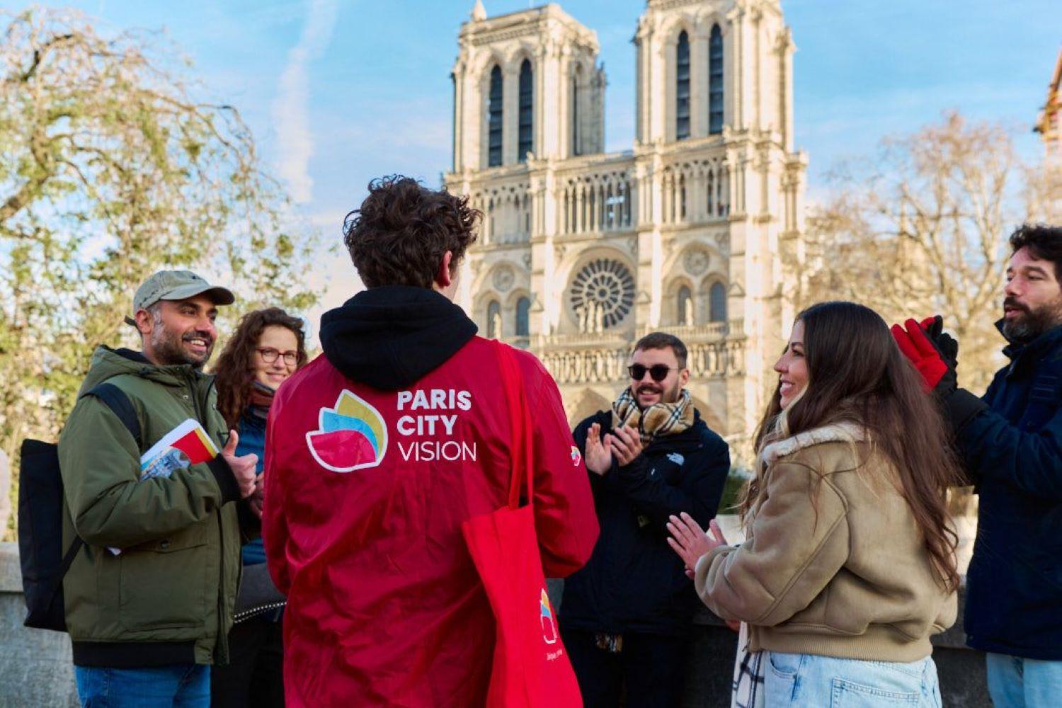 Ile de la Cité guiado, franja horaria reservada para Notre Dame (entrada gratuita) y crucero - Imagen 1