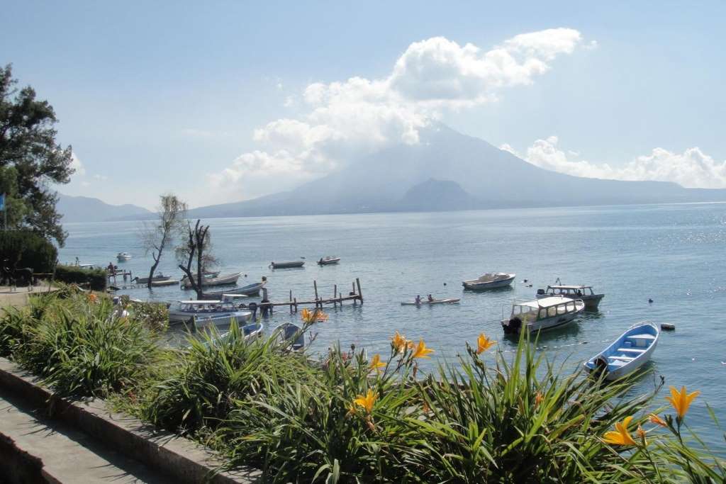Excursión de un día a Panajachel y Lago Atitlan con barco a Santiago - Imagen 1
