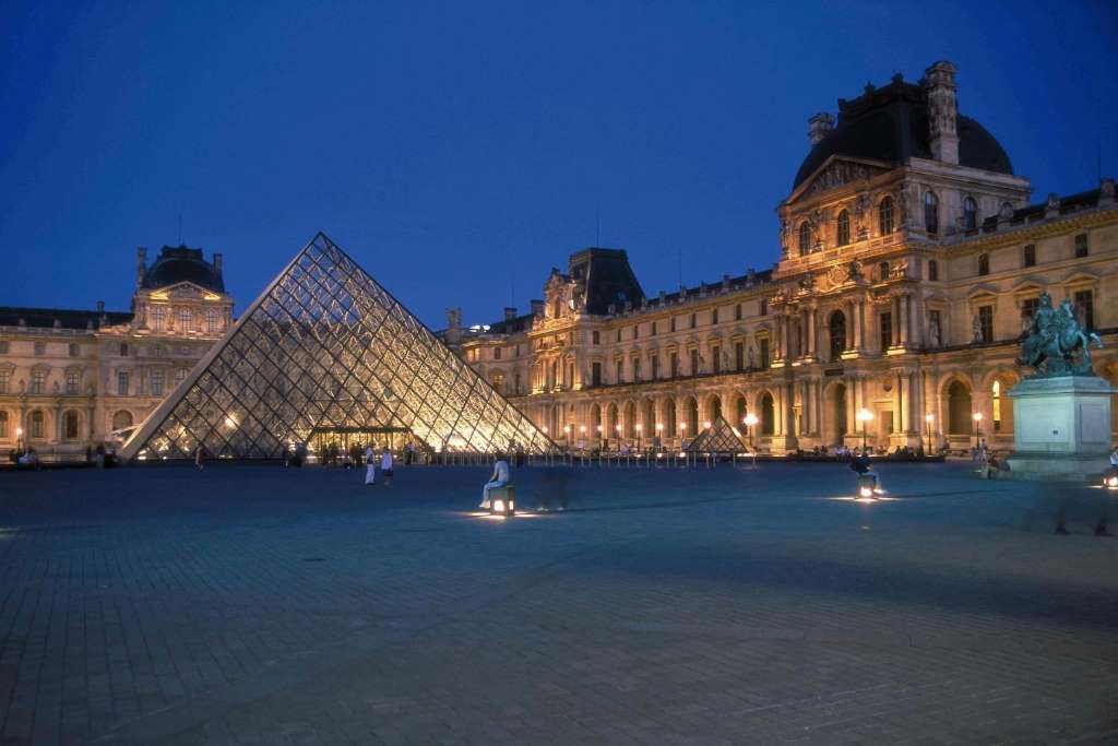 Pase a Museos de Paris por 2 días - Museo Orsay, Louvre, Centro Pompidou, Castillo de Versalles y mucho más! - Imagen 1