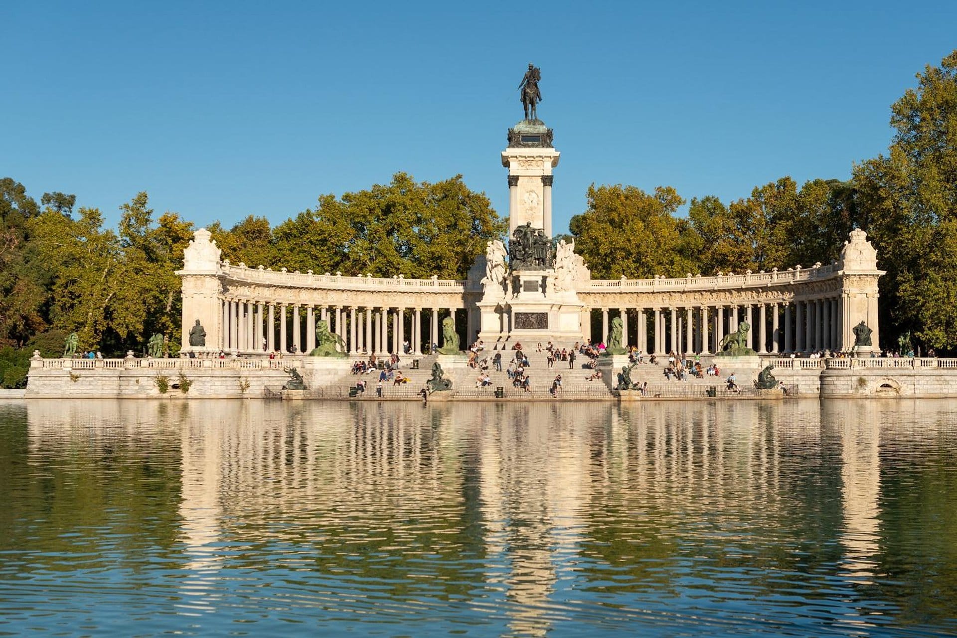 Madrid El Retiro Park Self-Guided Audio Tour