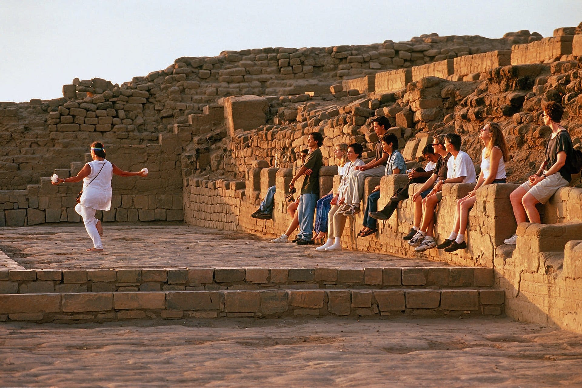 Half Day at Pachacamac from Lima