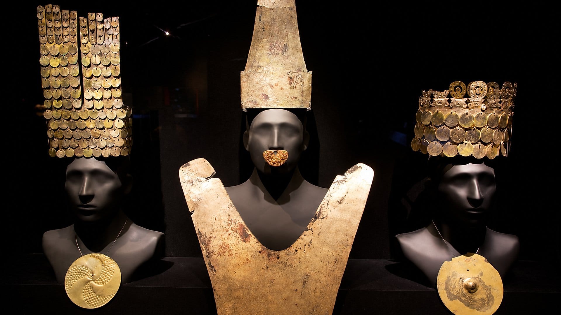 Larco Museum: Ancient Peru's Treasures