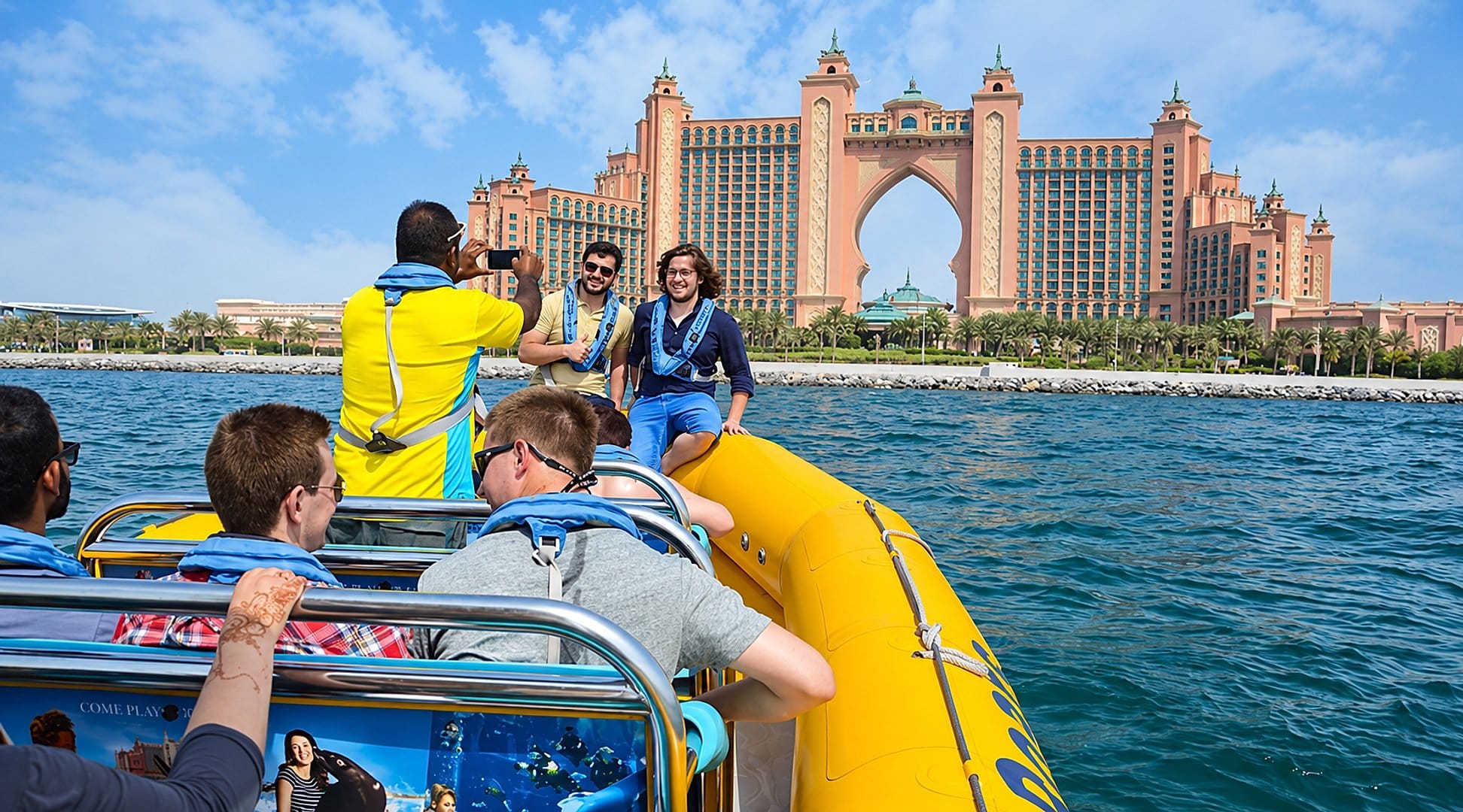 60-Minute Yellow Boat Tour with Transfers