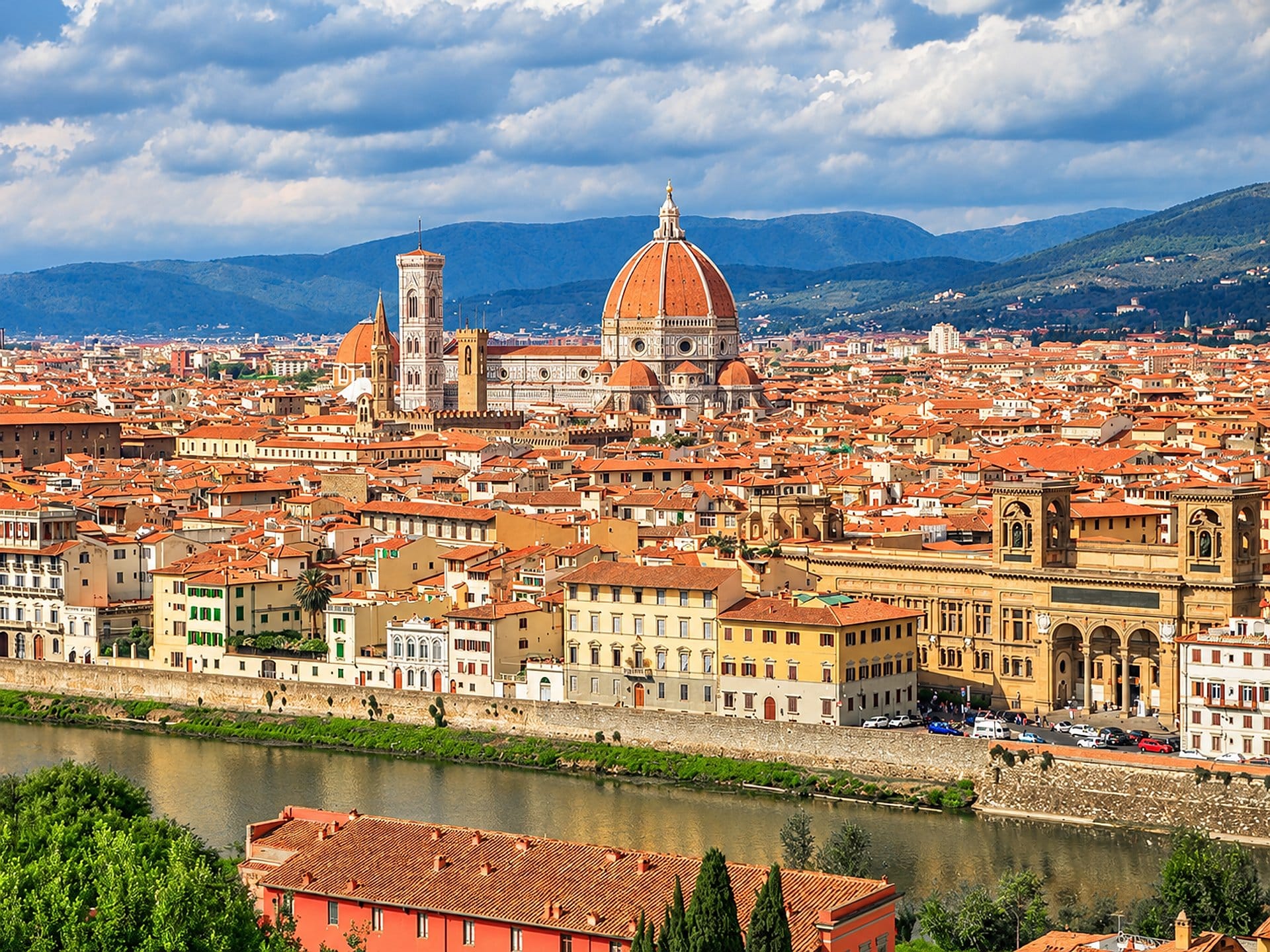 Florença e Pisa saindo de Roma