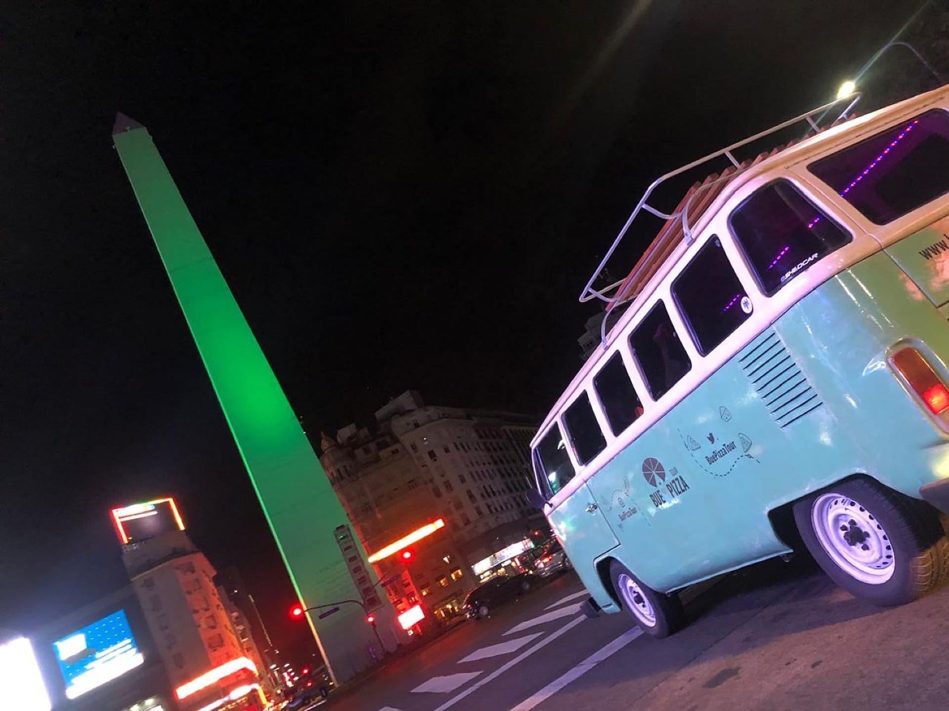 Pizza Night Tour in a Vintage Volkswagen Van