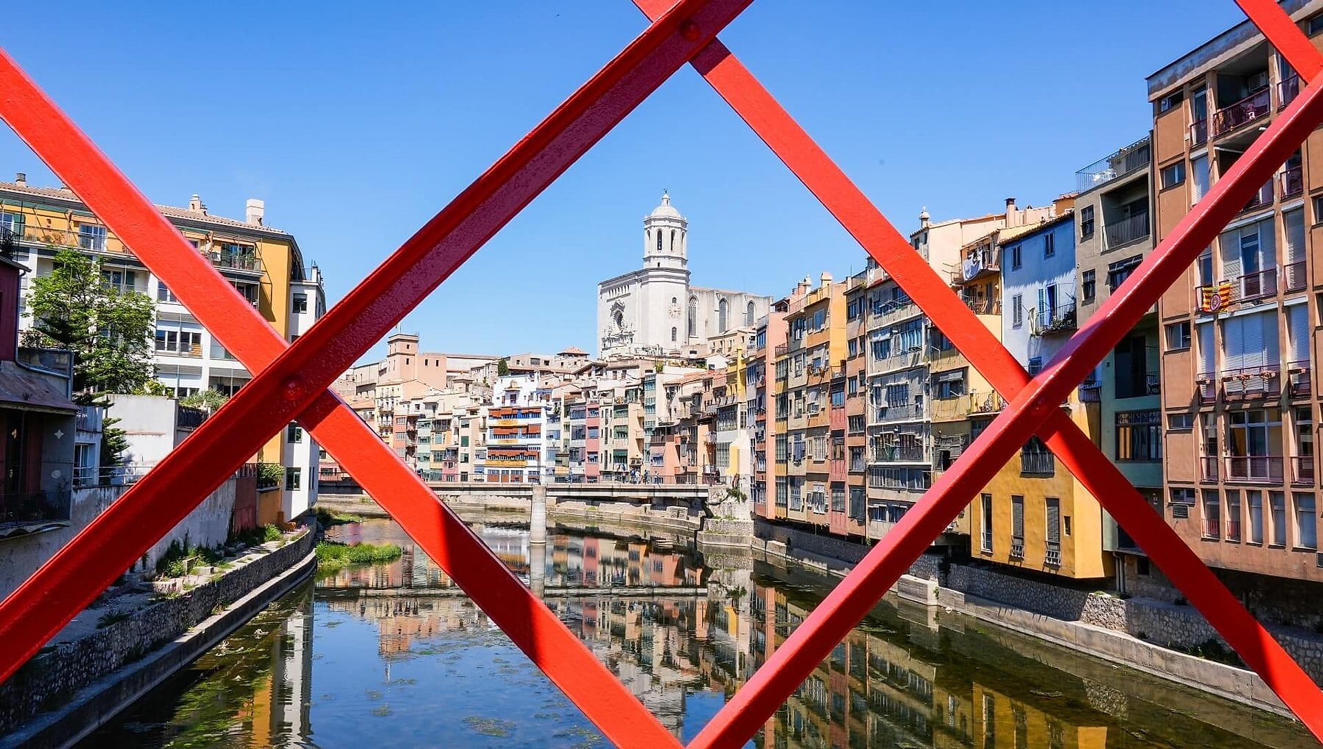 Girona y Museo Dalí: día completo
