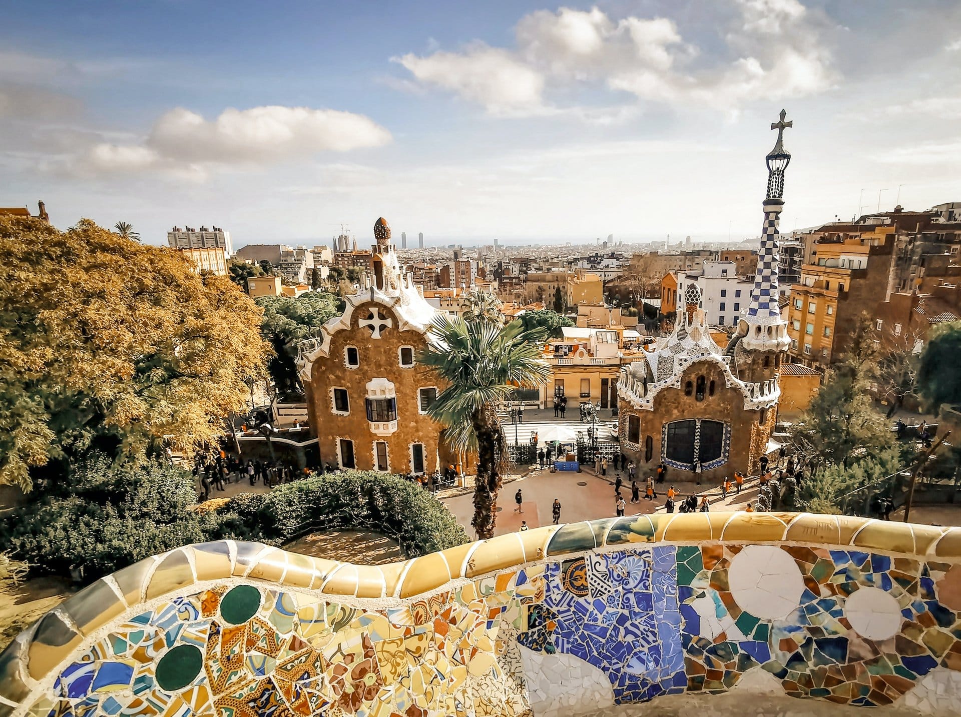 Fast Track Park Guell and Sagrada Familia
